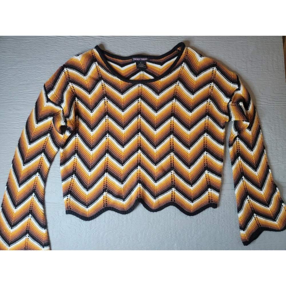 ♡Trendy Threads Chevron Crochet Knit Sweater Orange Brown Zig Zag Bell Sleeve L